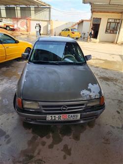 اوبل استرا